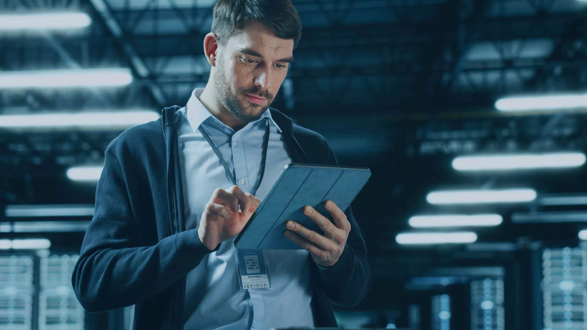 Digitale Checklisten, geführte Serviceprozesse und eine offlinefähige Oberfläche unterstützen Techniker bei Wartung, Reparatur oder Inbetriebnahme.