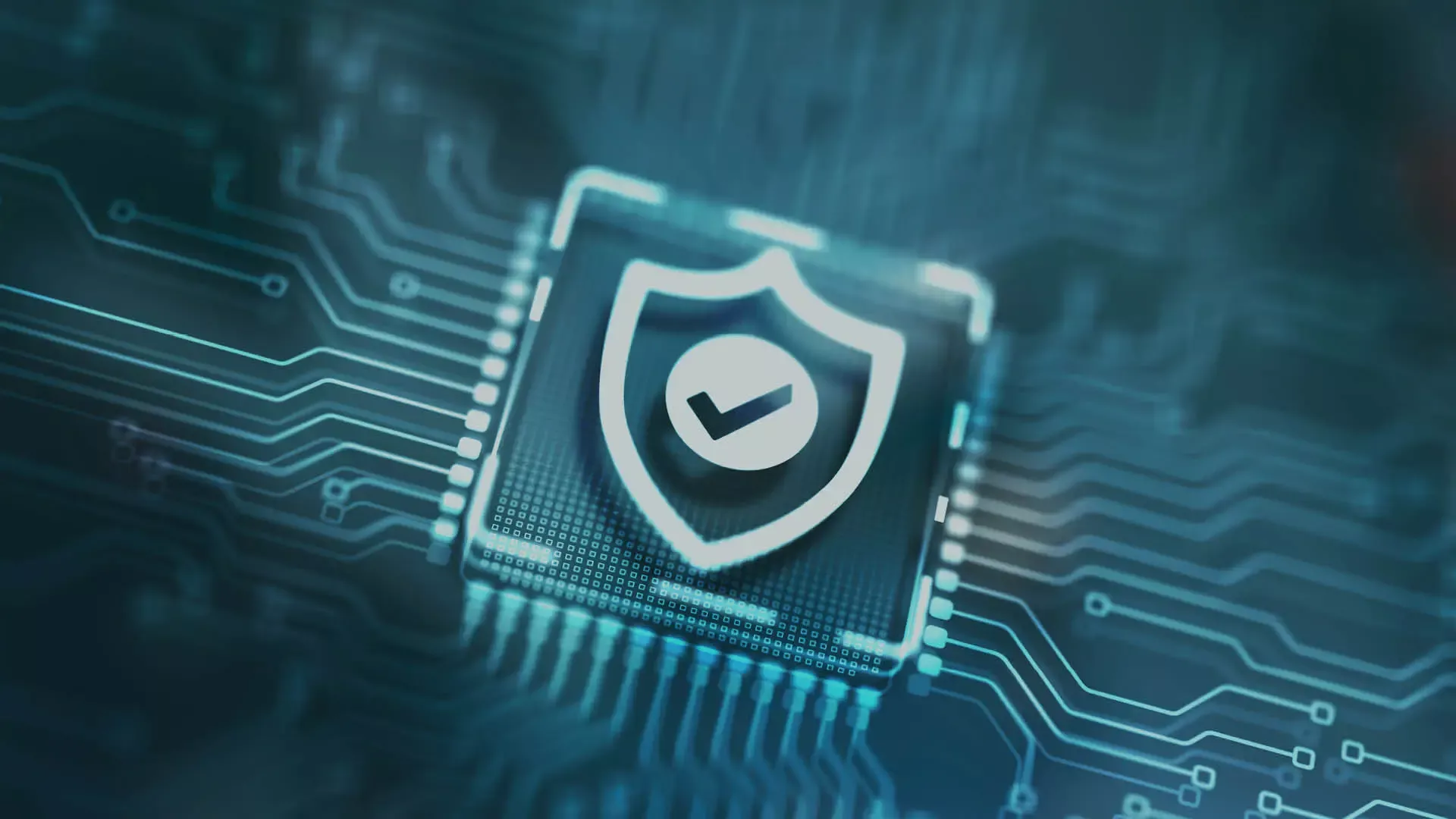 Sicherheitschip mit Schild- und Häkchen-Symbol als Darstellung eines schnellen IT-Sicherheitschecks.